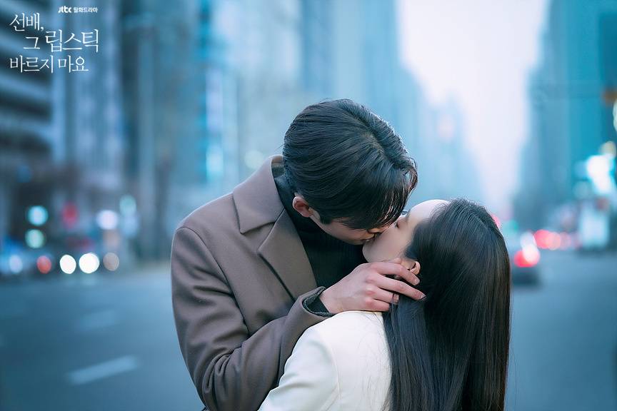 She-Would-Never-Know1