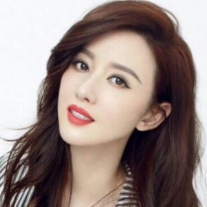 Alina Zhang