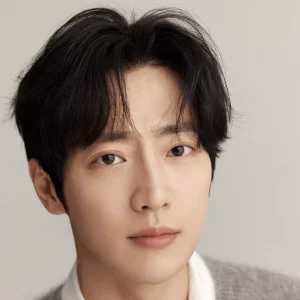 Lee Sang Yeob