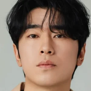 Lee Si Eon